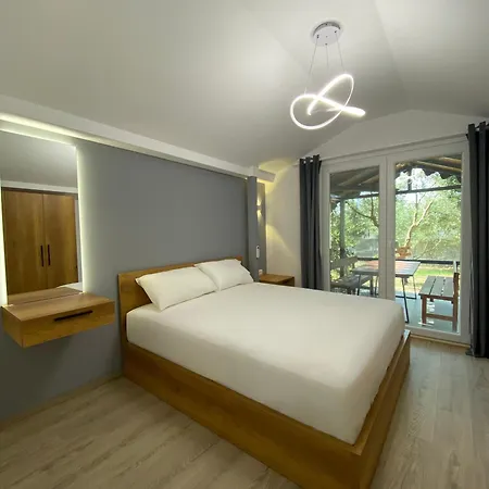 Dom wakacyjny Garden House *
