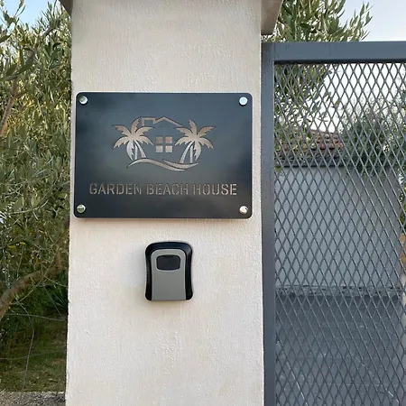 Garden House Dom wakacyjny *