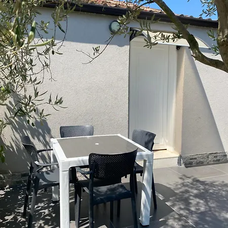 Garden House * Hamallaj